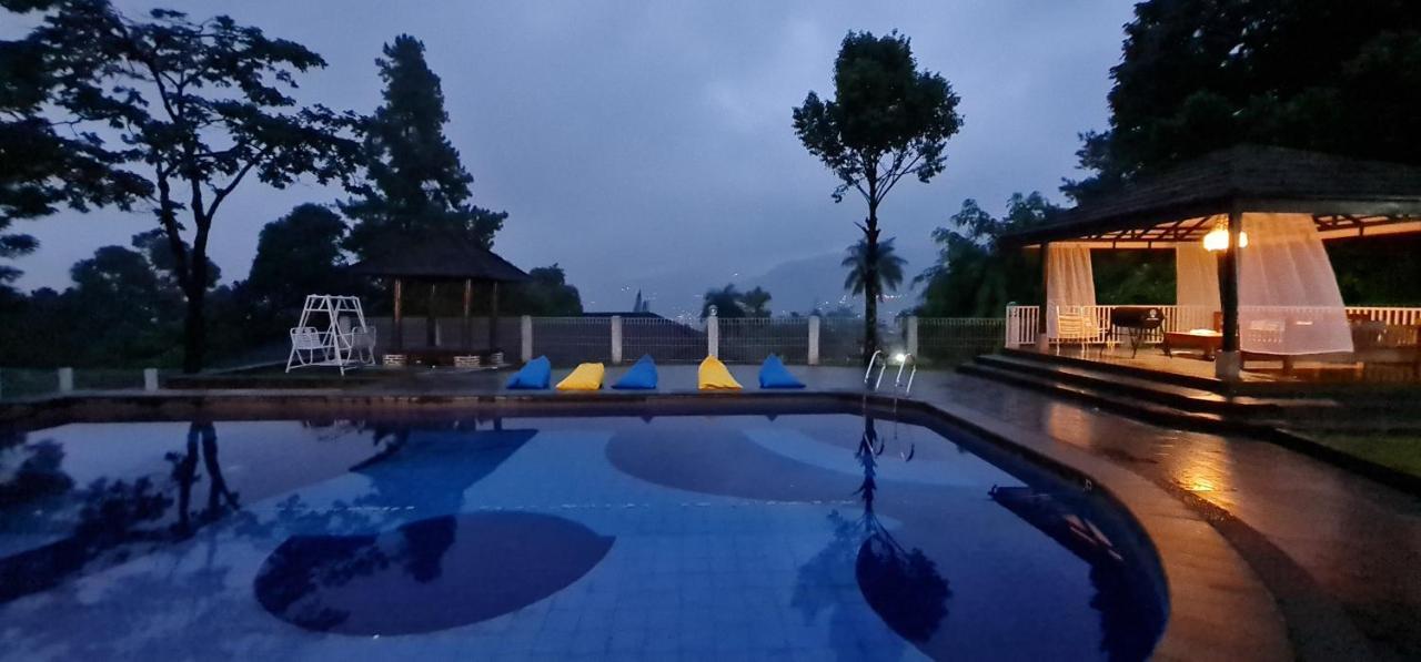 Villa Aurora Cisarua Εξωτερικό φωτογραφία