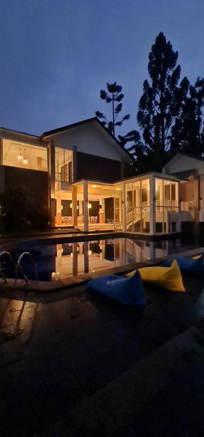 Villa Aurora Cisarua Εξωτερικό φωτογραφία