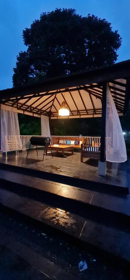 Villa Aurora Cisarua Εξωτερικό φωτογραφία